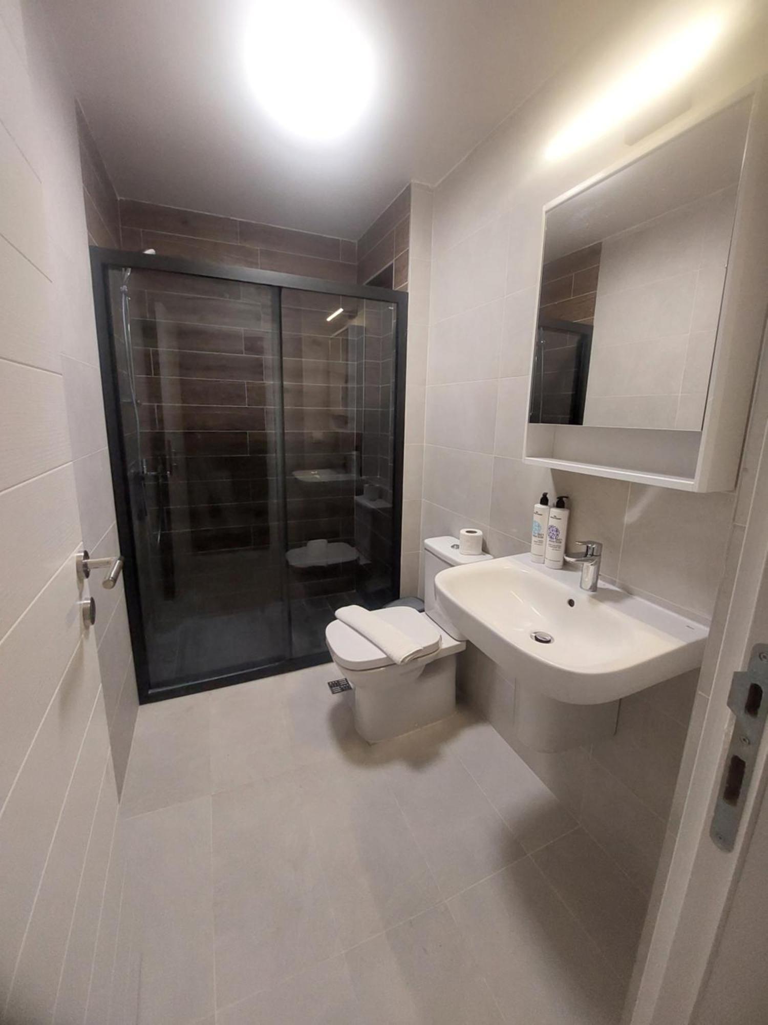Executive Suites By Modern Living Σκόπια Δωμάτιο φωτογραφία